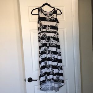 Black and white dress